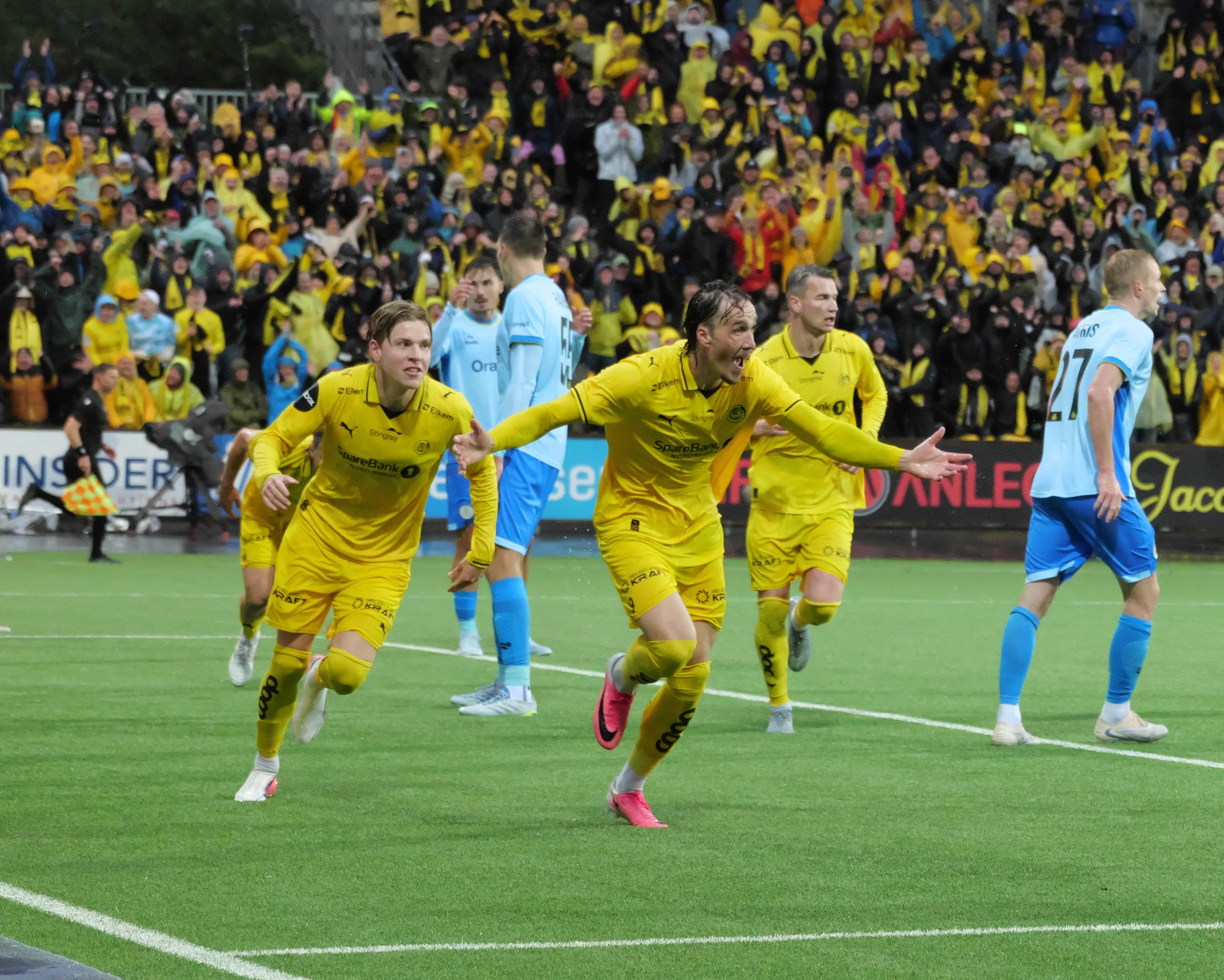 Bodø/Glimt players celebrating a last-minute winner against RUSG in the Champions League